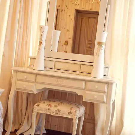 Uyedineniye Resort 3*
